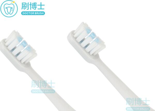 電動牙刷如何選擇？買電動牙刷主要看刷頭，學(xué)會看刷頭的三大技巧