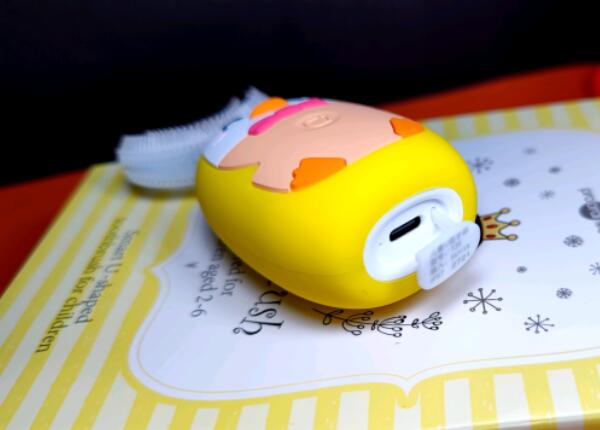 新款兒童u型電動(dòng)牙刷怎么充電？常見的三種U型牙刷充電方式