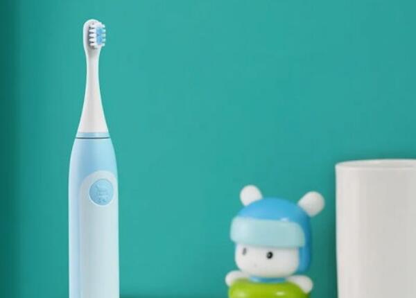 牙刷使用介紹：兒童電動牙刷第一次使用如何操作？