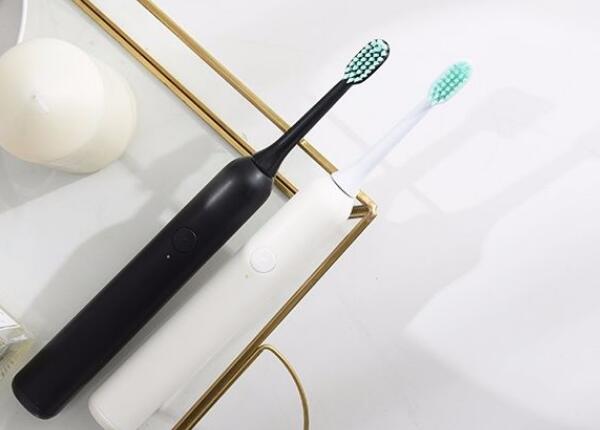 硅膠磁懸浮電動(dòng)牙刷好用嗎？這款電動(dòng)牙刷煥發(fā)你潔白笑容