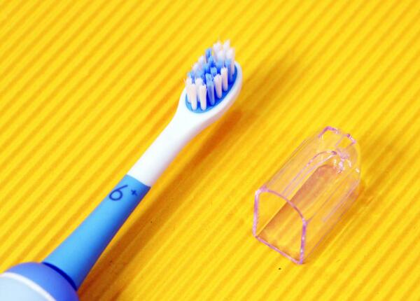 圓頭電動(dòng)牙刷兒童能不能用？刷博士為您解答！